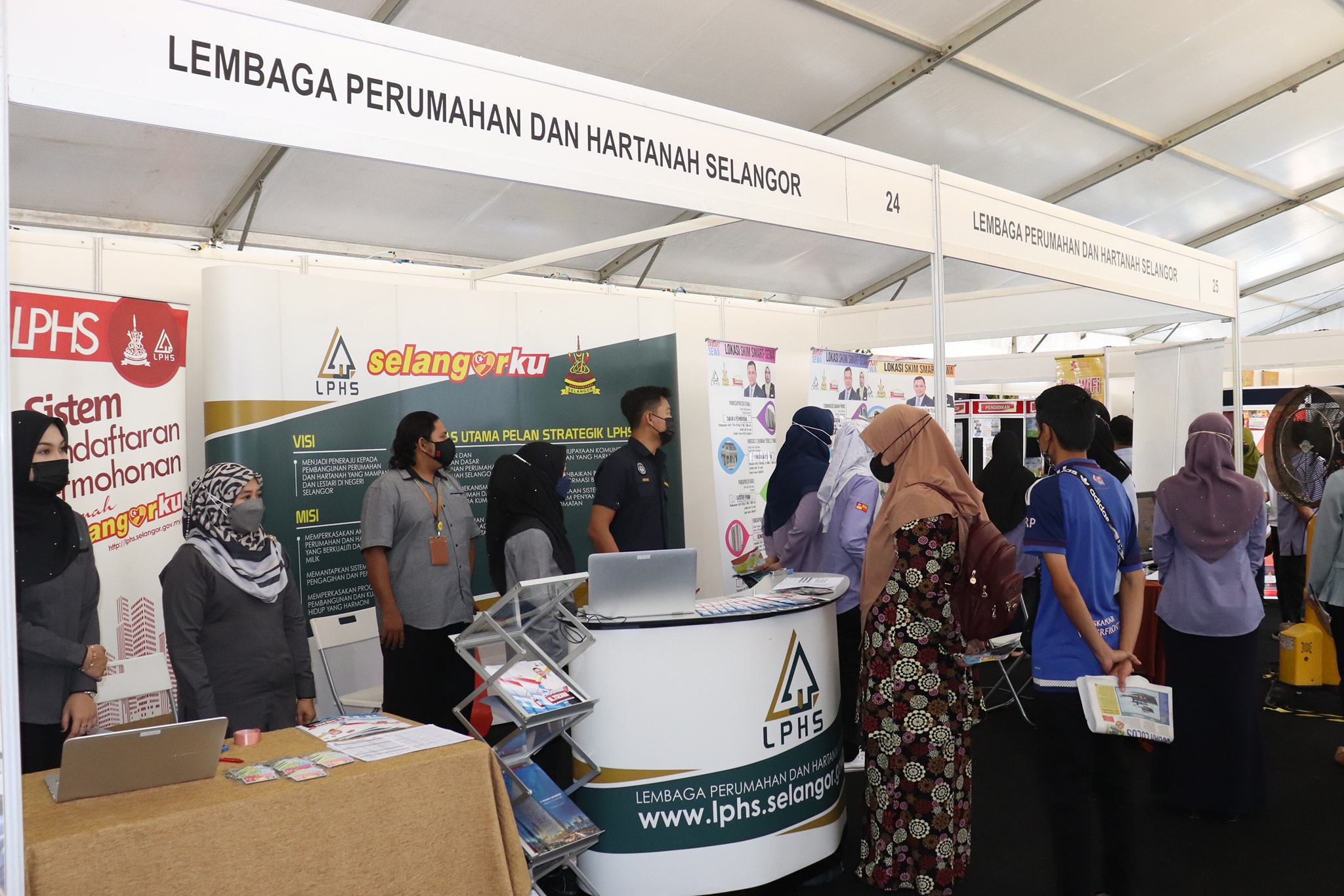 PROGRAM KARNIVAL JELAJAH ILTIZAM SELANGOR PENYAYANG TARIKH: 19.06.2022 (AHAD) MASA: 7.00 PAGI - 6.30 PETANG TEMPAT: PADANG TAMAN KOSAS, AMPANG