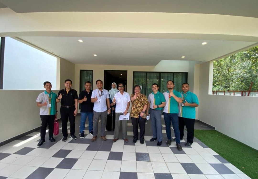 LAWATAN TAPAK BERSAMA PENGARAH EKSEKUTIF LPHS DI DAERAH HULU SELANGOR TARIKH: 2 JUN 2022 (KHAMIS) MASA: 12.00 TENGAHARI TAPAK PROJEK: RUMAH SELANGORKU JENIS B (RUMAH BANDAR 18' X 62') DAN RUMAH SELANGORKU / PPAM (RUMAH TERES 1 1/2 TINGKAT 20' X 55' &