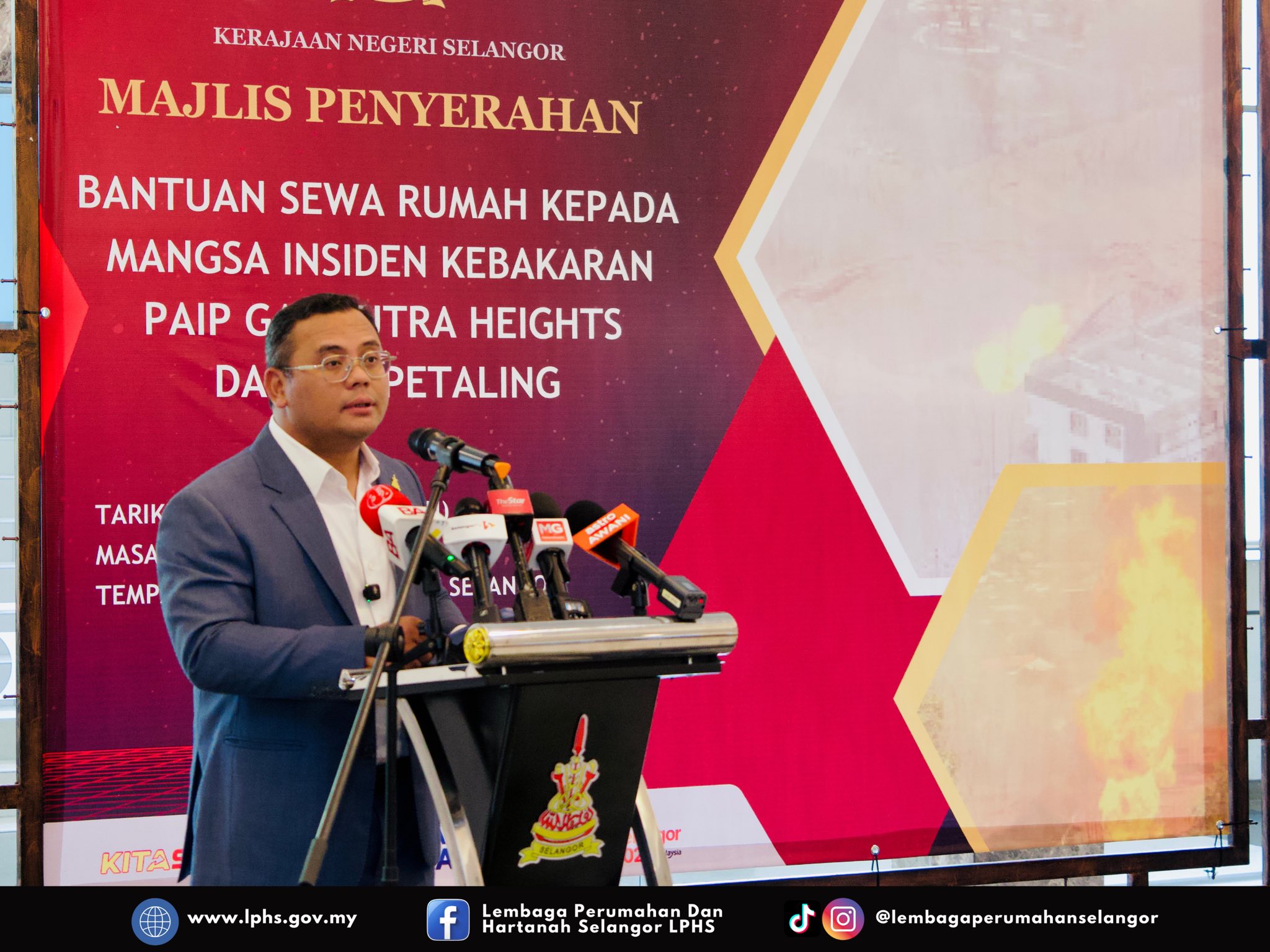 MAJLIS PENYERAHAN BANTUAN SEWA RUMAH KEPADA MANGSA INSIDEN KEBAKARAN PAIP GAS PUTRA HEIGHTS