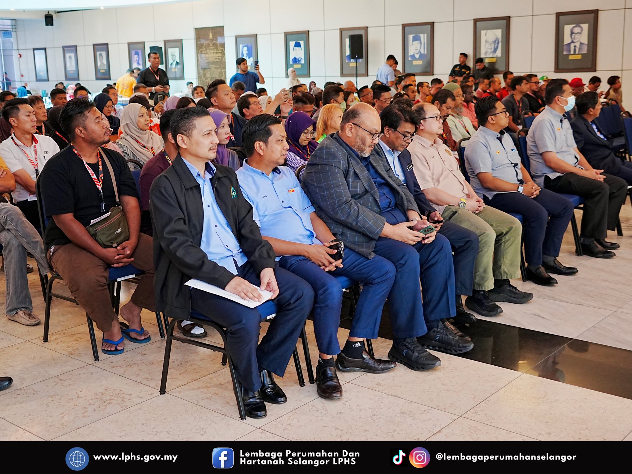 MAJLIS PENYERAHAN BANTUAN SEWA RUMAH KEPADA MANGSA INSIDEN KEBAKARAN PAIP GAS PUTRA HEIGHTS