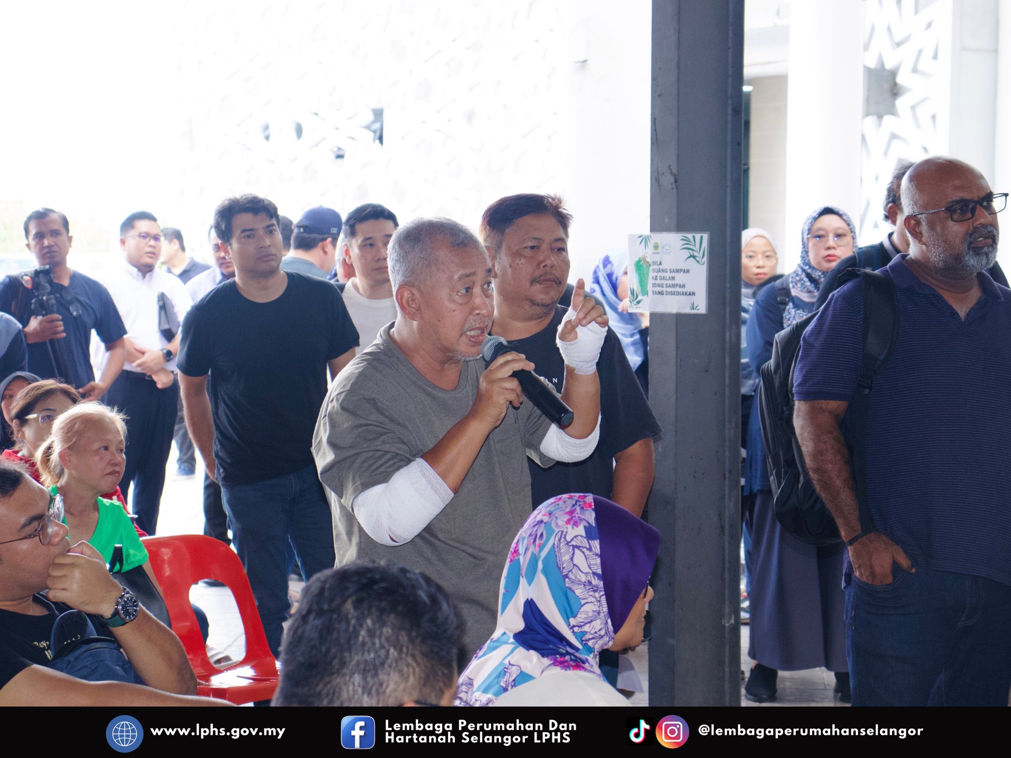 TAKLIMAT TAWARAN (RUMAH SELANGORKU) KEPADA MANGSA KEBAKARAN PAIP GAS PUTRA HEIGHTS