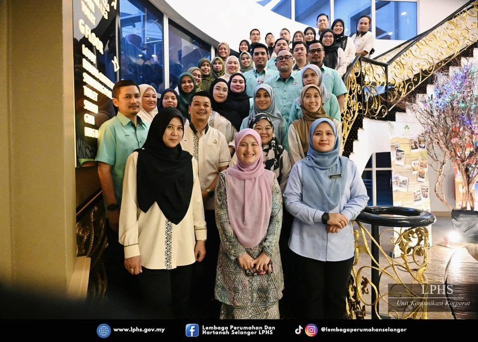 BENGKEL TRAINING OF TRAINERS, PEMENTORAN SERTA BIMBINGAN AKRAB