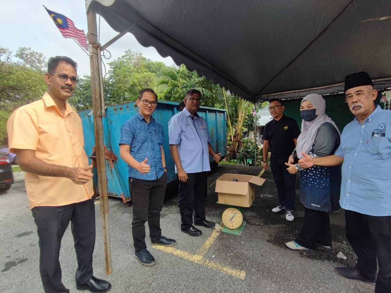 Majlis Perasmian Kitar Strata Majlis Perasmian Kitar Strata Tarikh : 21 Ogos 2022 (Ahad) Masa : 8.00 pagi - 12 tghr Tempat : Perkarangan Pejabat Perbadanan TBN MC1, Blok 6 Flat Proton Shah Alam Anjuran : Perbadanan Pebgurusan MC1 dengan kerjasama LPH