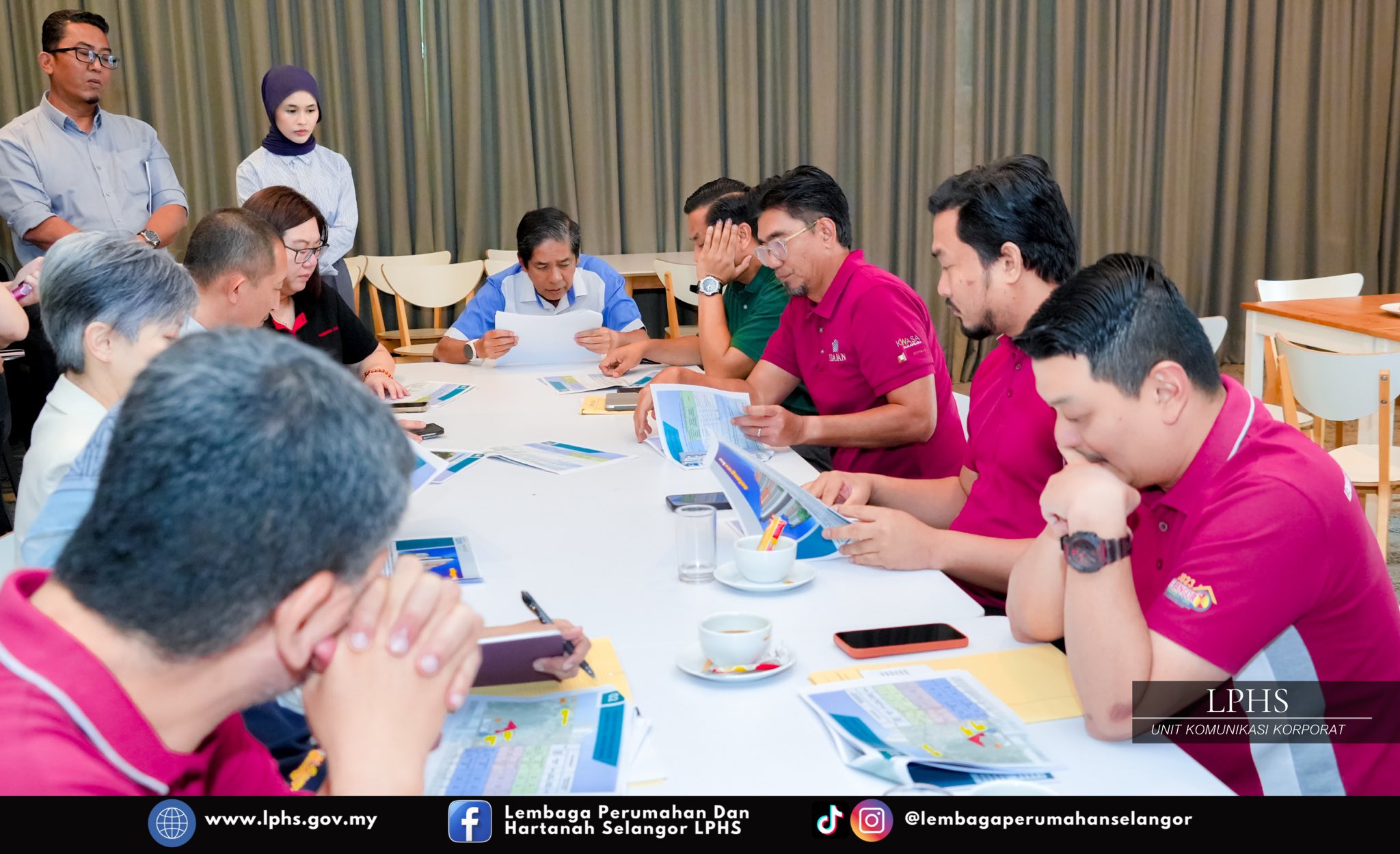 MENINJAU KEMAJUAN PROJEK PERUMAHAN: LAWATAN KE TAPAK PEMBANGUNAN RUMAH BANDAR SELANGORKU